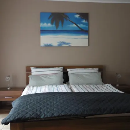 Ferienhaus Sonnenschein Hébergement de vacances *
